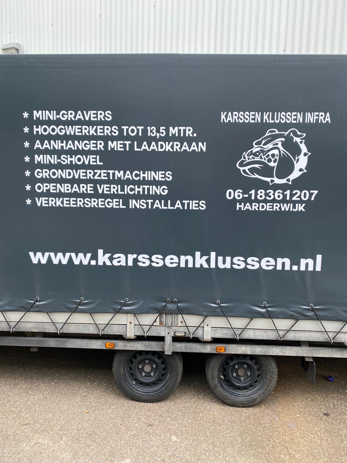 Reclame op aanhanger